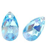 Swarovski - 6106 Almond 22mm Aquamarine AB
