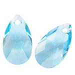 Swarovski 6106 Almond 16mm Aquamarine
